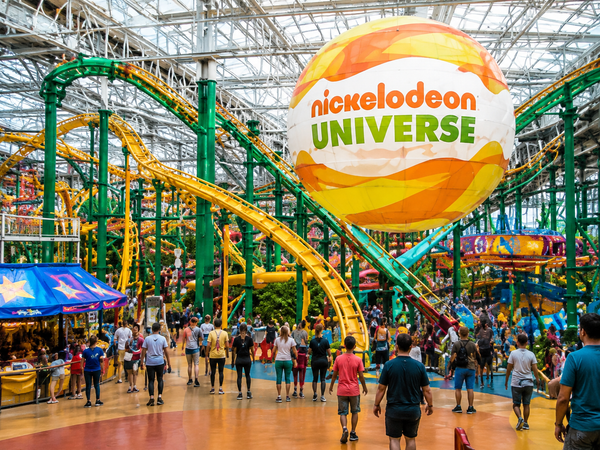 THRILLING RIDES & FUN
